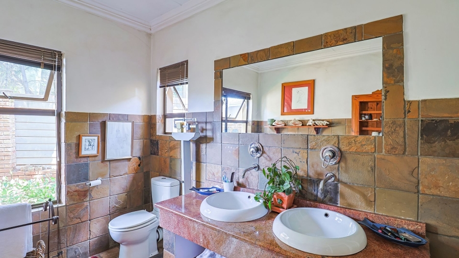 7 Bedroom Property for Sale in Cashan North West